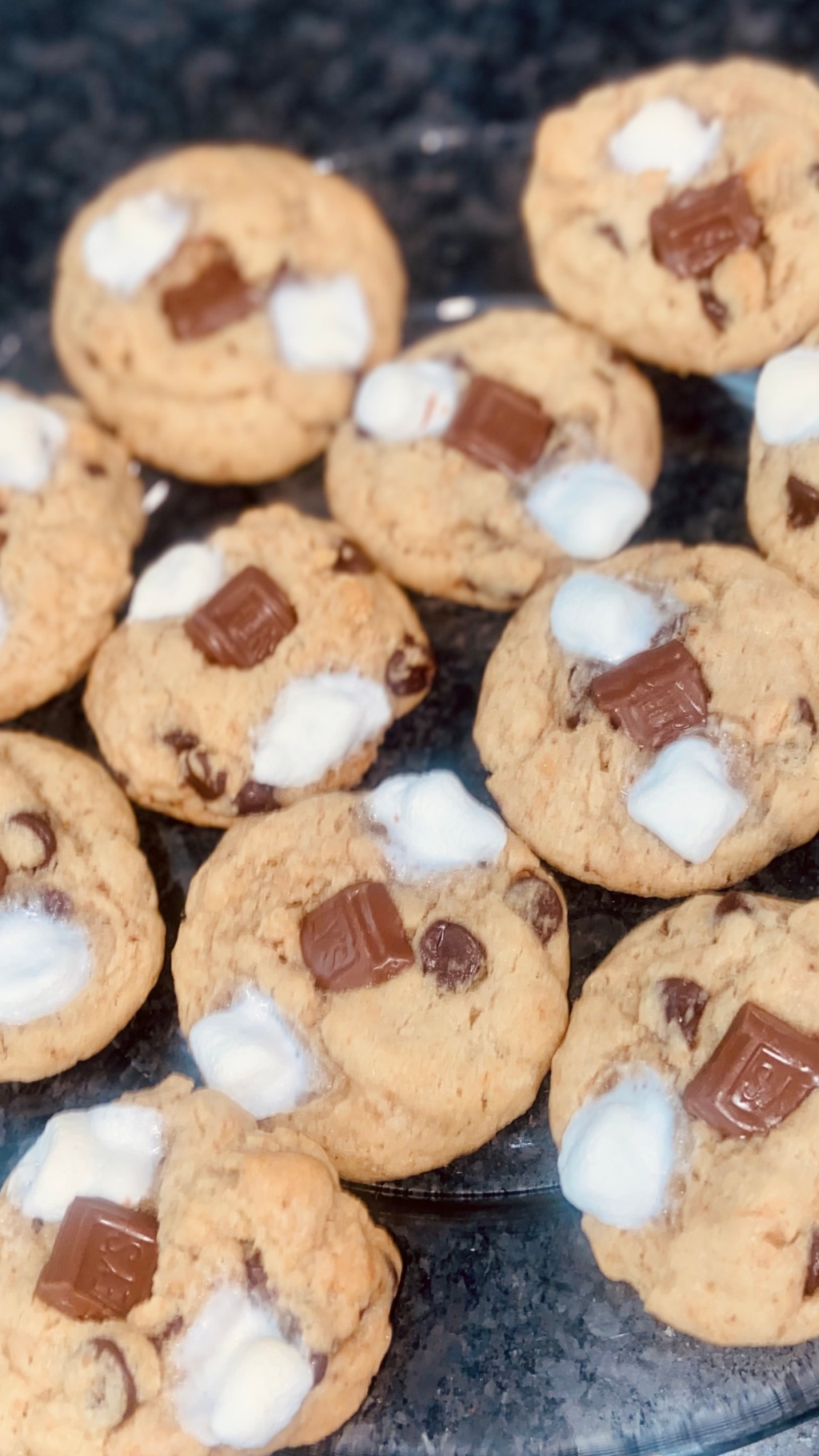 The ULTIMATE S’MORES Cookie Style!